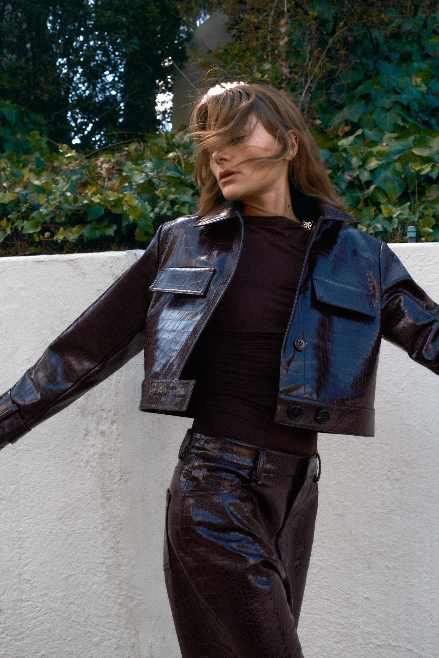 Croc-Effect Leather Set