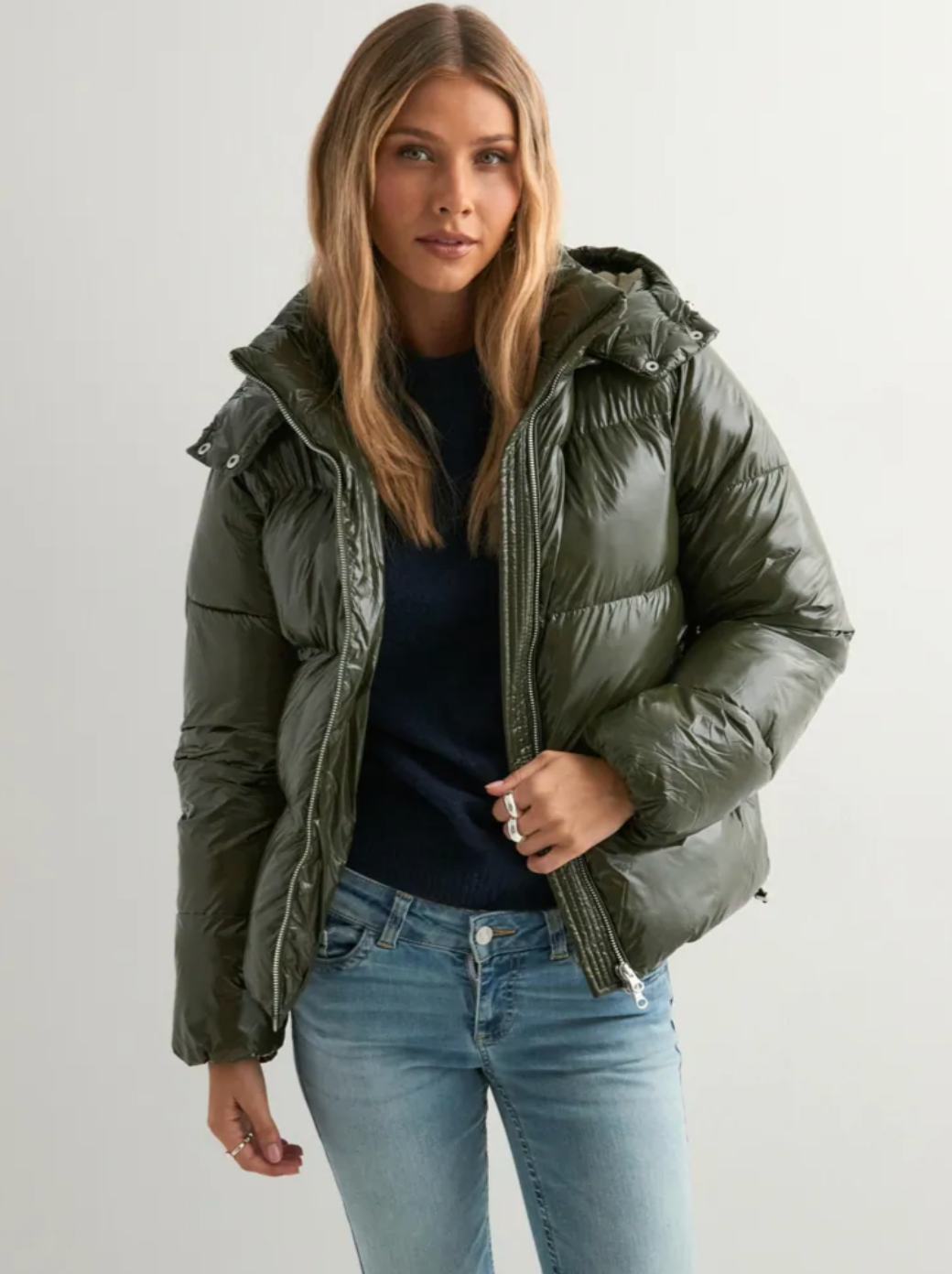 ALYAH ⎹ Lumina Puffer